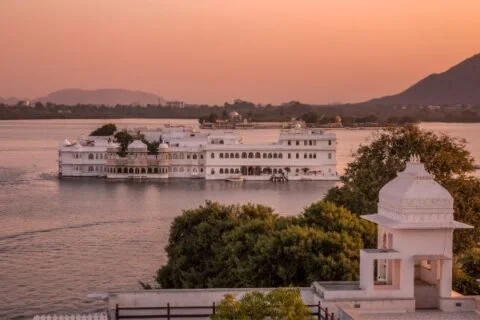 Lakeside Leisure